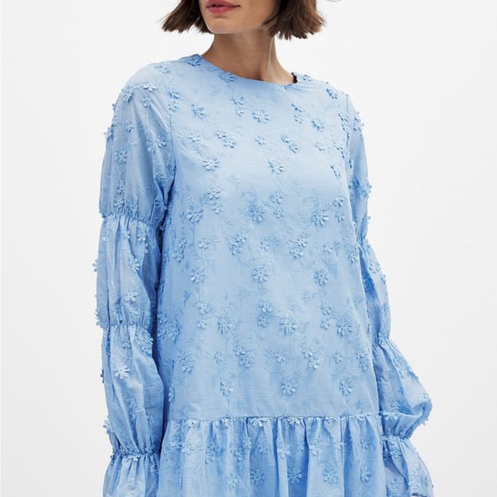 Blue embroidered mini dress NWT NA-KD